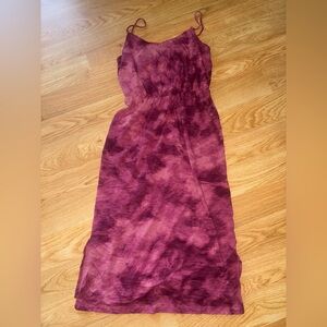 3 for $20 Old Navy Fuchsia Pullover